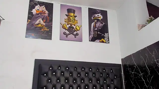 kriixtybrown online show from 11/22/25, 10:09