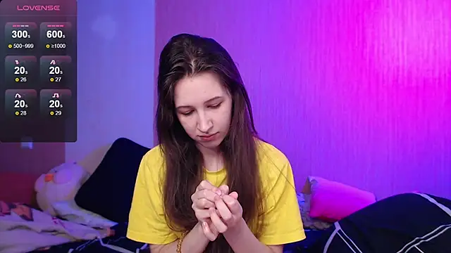 Snapshot of ur_kitty__ chatting on 09/23/25, 01:03 ur kitty online show from 09/23/25, 01:03