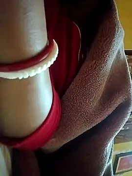 Snapshot of Misti-sona chatting on 01/07/26, 10:07 Misti-sona online show from 01/07/26, 10:07