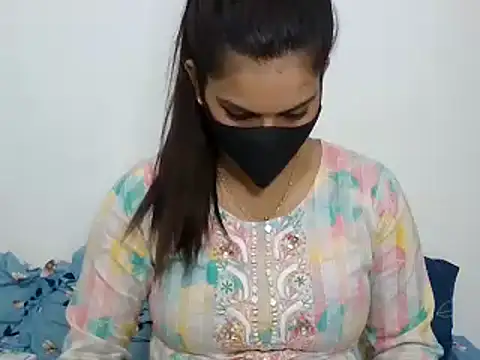 sparkling queen online show from 12/12/24, 04:10