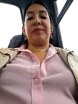 Bella keny online show from 03/13/25, 10:21