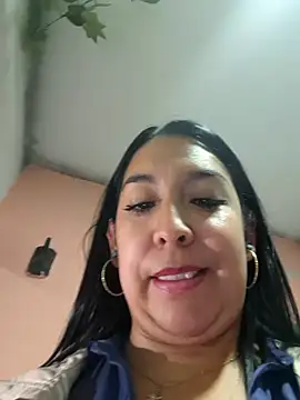 Bella keny online show from 03/23/25, 12:26