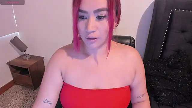 EmaGw online show from 11/28/25, 06:21