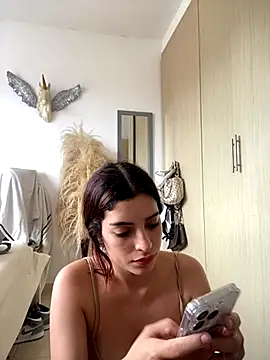 dakota le online show from 10/31/25, 02:18