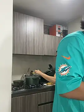 dakota le online show from 04/09/26, 02:00