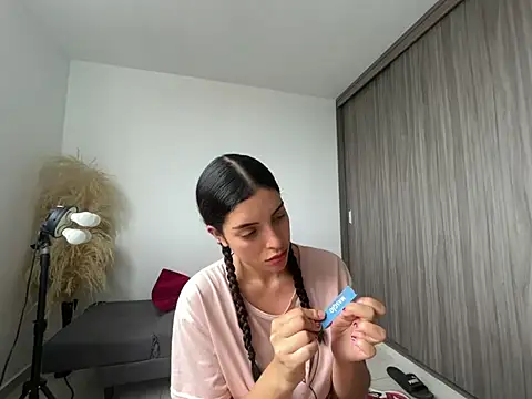 dakota le online show from 05/29/26, 02:48