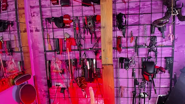 alexia aitanaa  online show from 10/29/25, 03:09