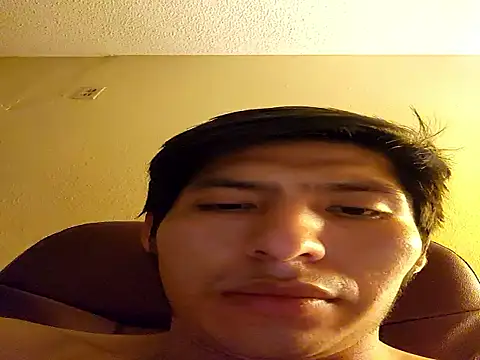 Snapshot of Jonathan100pre chatting on 11/23/25, 11:21 Jonathan100pre online show from 11/23/25, 11:21