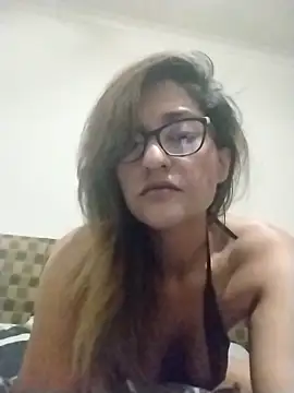 karmicQueen669 online show from 04/01/26, 06:16