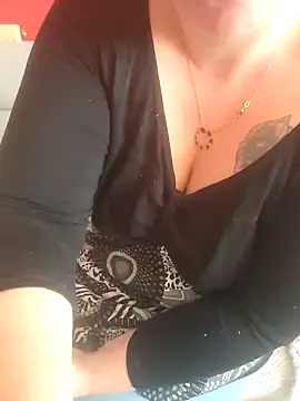 cruellaculdenfer67 online show from 10/05/25, 08:23