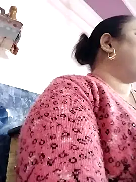 Snapshot of Kiyara7 chatting on 01/31/25, 03:52 Kiyara7 online show from 01/31/25, 03:52