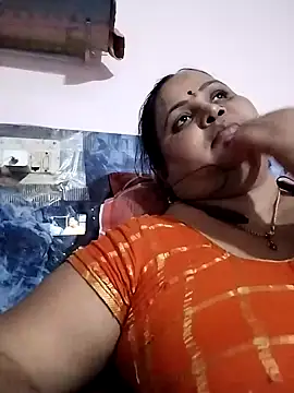 Snapshot of Kiyara7 chatting on 02/04/25, 03:47 Kiyara7 online show from 02/04/25, 03:47