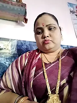 Snapshot of Kiyara7 chatting on 02/14/25, 05:51 Kiyara7 online show from 02/14/25, 05:51