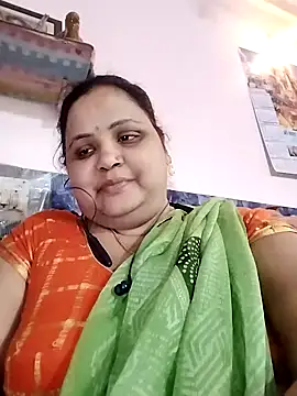 Snapshot of Kiyara7 chatting on 02/19/25, 02:23 Kiyara7 online show from 02/19/25, 02:23