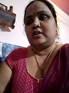 Snapshot of Kiyara7 chatting on 02/20/25, 04:14 Kiyara7 online show from 02/20/25, 04:14
