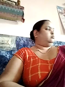 Snapshot of Kiyara7 chatting on 03/05/25, 10:11 Kiyara7 online show from 03/05/25, 10:11