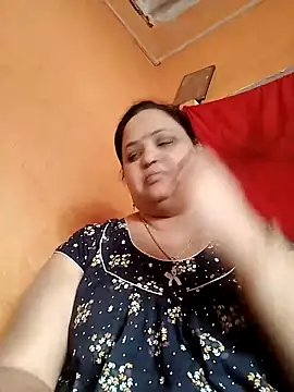 Snapshot of Kiyara7 chatting on 03/23/25, 01:31 Kiyara7 online show from 03/23/25, 01:31