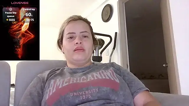 saramartinez1000 online show from 01/29/25, 04:30