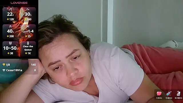 saramartinez1000 online show from 03/06/25, 05:24