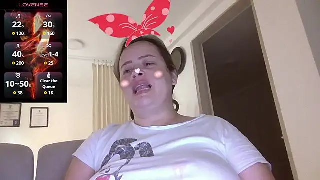 saramartinez1000 online show from 09/18/25, 01:24