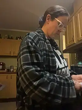 velvetta  online show from 11/30/25, 03:43