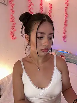 AliceJovovich online show from 12/04/24, 05:55