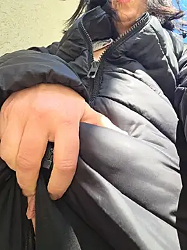 lovewildguy1 online show from 04/05/26, 07:16