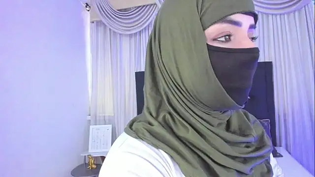 Uzra hayed online show from 02/18/26, 08:05