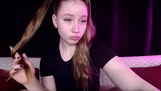 Snapshot of SindiWatsoon chatting on 01/02/25, 11:41 SindiWatsoon online show from 01/02/25, 11:41