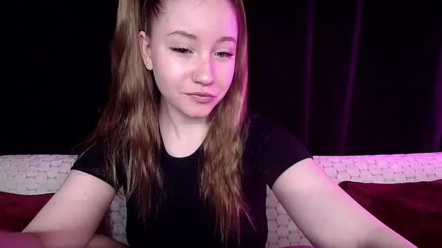 Snapshot of SindiWatsoon chatting on 01/04/25, 03:17 SindiWatsoon online show from 01/04/25, 03:17