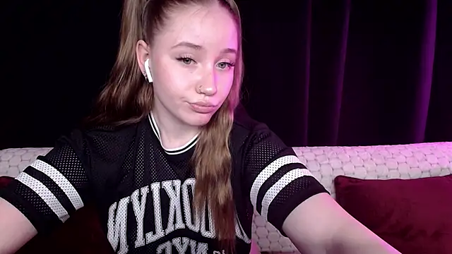 Snapshot of SindiWatsoon chatting on 01/26/25, 05:34 SindiWatsoon online show from 01/26/25, 05:34