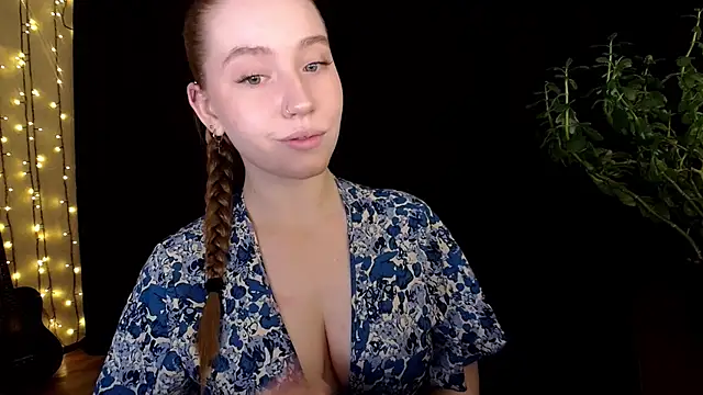 Snapshot of SindiWatsoon chatting on 09/21/25, 12:07 SindiWatsoon online show from 09/21/25, 12:07