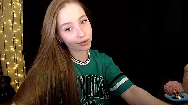 Snapshot of SindiWatsoon chatting on 12/02/25, 02:12 SindiWatsoon online show from 12/02/25, 02:12