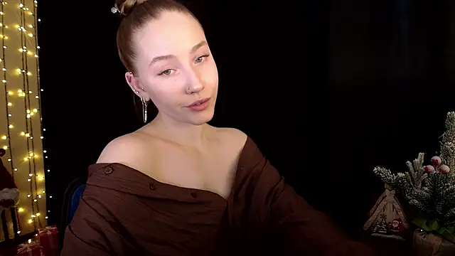 Snapshot of SindiWatsoon chatting on 01/13/26, 12:32 SindiWatsoon online show from 01/13/26, 12:32