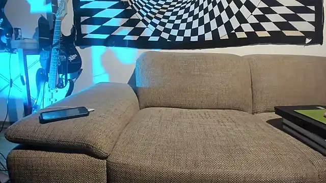 Snapshot of soulfuck92 chatting on 12/10/24, 01:00 soulfuck92 online show from 12/10/24, 01:00