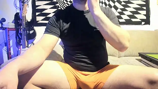 Snapshot of soulfuck92 chatting on 12/22/24, 12:39 soulfuck92 online show from 12/22/24, 12:39