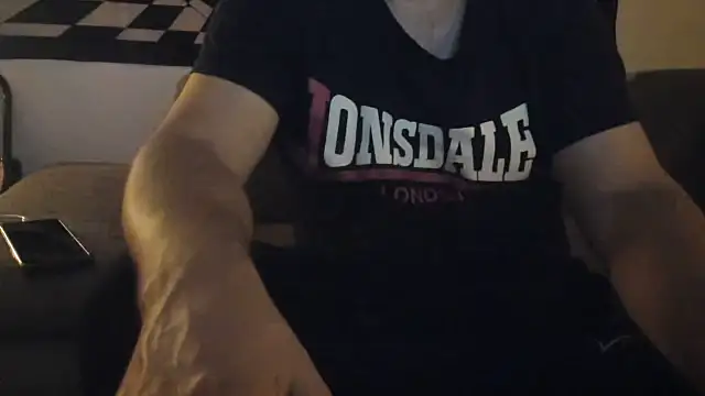 Snapshot of soulfuck92 chatting on 10/31/25, 01:06 soulfuck92 online show from 10/31/25, 01:06