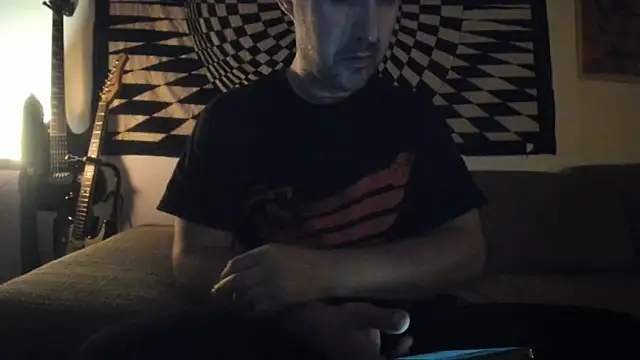 Snapshot of soulfuck92 chatting on 11/11/25, 10:32 soulfuck92 online show from 11/11/25, 10:32