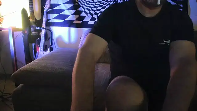 Snapshot of soulfuck92 chatting on 11/13/25, 03:05 soulfuck92 online show from 11/13/25, 03:05