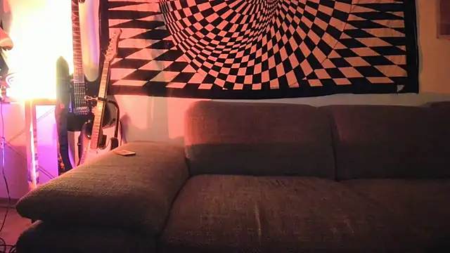 Snapshot of soulfuck92 chatting on 11/25/25, 05:13 soulfuck92 online show from 11/25/25, 05:13