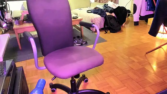 Snapshot of soulfuck92 chatting on 01/08/26, 09:39 soulfuck92 online show from 01/08/26, 09:39