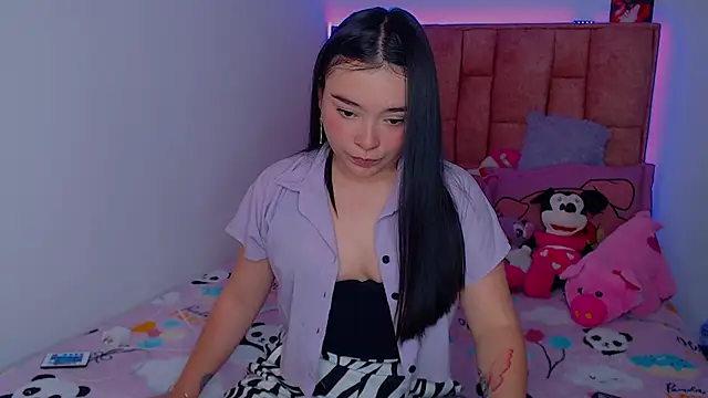 nahia  2 online show from 10/23/25, 05:44