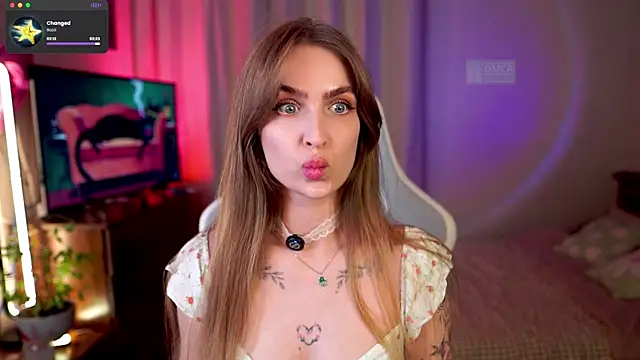 Snapshot of Kamila_icee chatting on 07/11/26, 09:49 Kamila icee online show from 07/11/26, 09:49