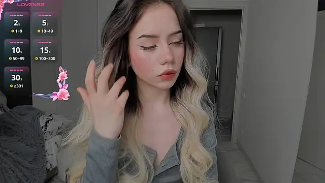 KellyBarton online show from 12/08/24, 08:04