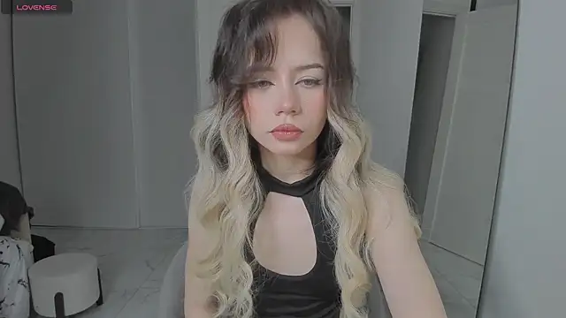 KellyBarton online show from 12/17/24, 06:20