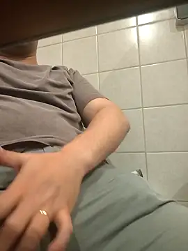 onbifeet online show from 04/15/26, 12:45