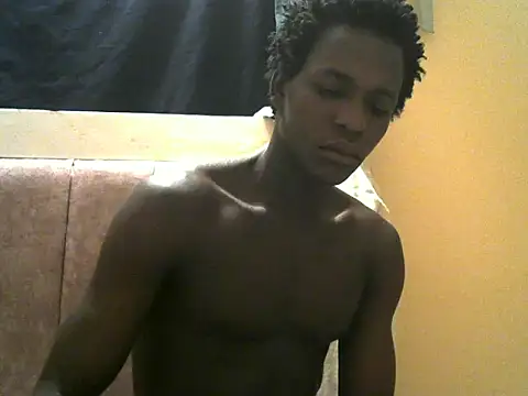 Snapshot of Bigras0011 chatting on 07/07/26, 01:30 Bigras0011 online show from 07/07/26, 01:30