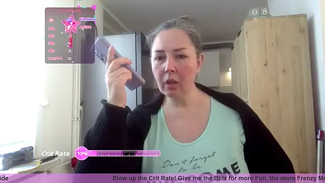 Snapshot of MilfGina chatting on 11/08/25, 10:15 MilfGina online show from 11/08/25, 10:15