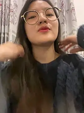 Krixxi22 online show from 02/09/25, 03:12