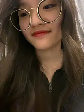 Krixxi22 online show from 02/24/25, 03:09